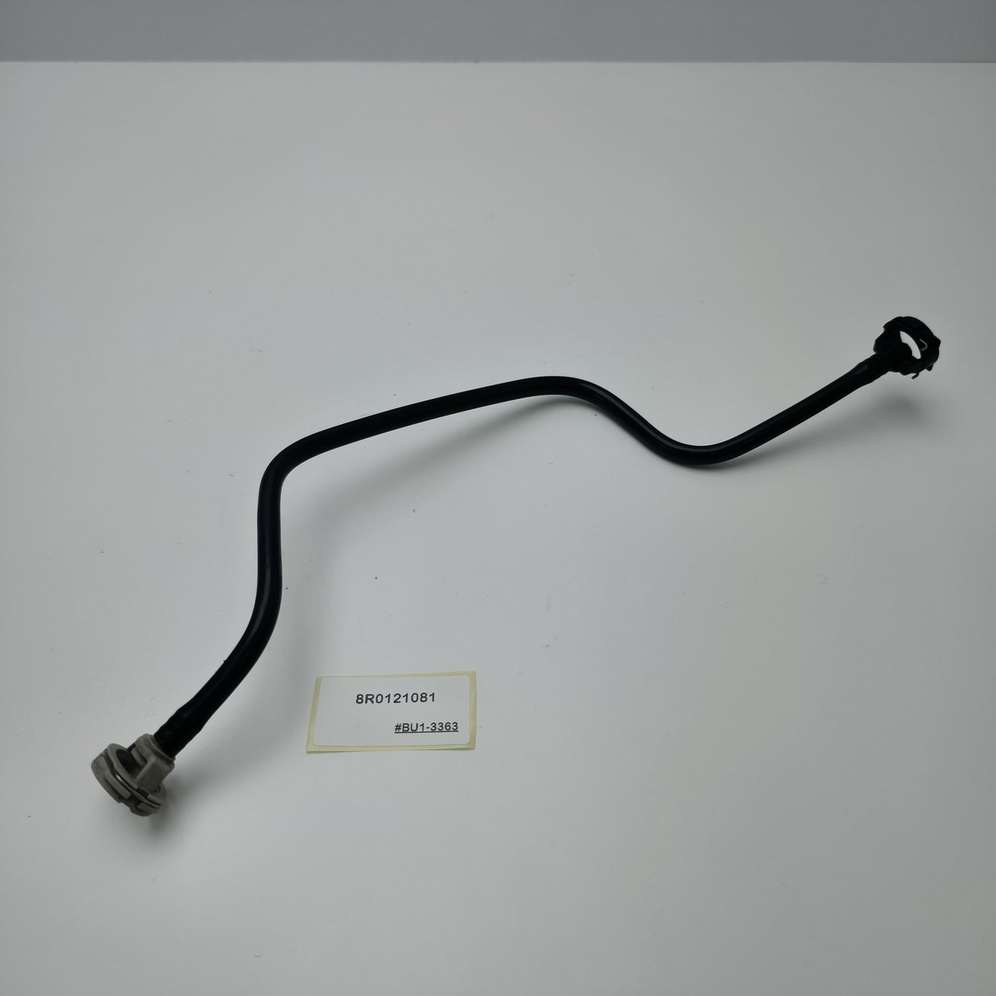 2009-2017 Audi Q5 Expansion Tank Hose 8R0121081