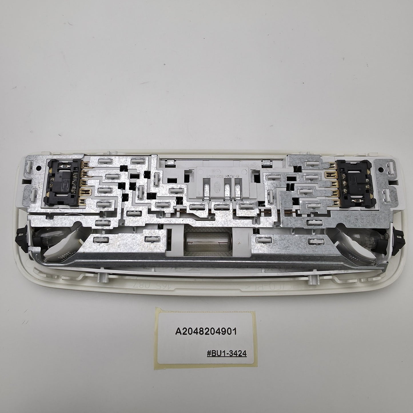 2008-2014 Mercedes GLA Rear Overhead Dome Light A2048204901