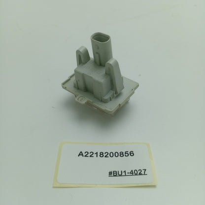 2014-2016 Mercedes-Benz E350 LICENSE PLATE LAMP A2218200856