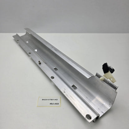 2012-2017 Jaguar XF X250 FRONT LEFT TREAD PLATE BRACKET 8X23107B01AD