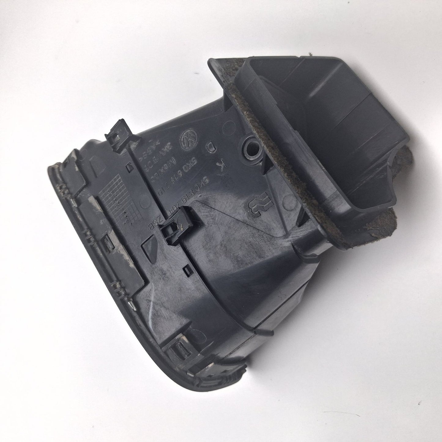 2010-2014 Volkswagen Golf GTI Right Passenger Dash Air Vent 5K0819710