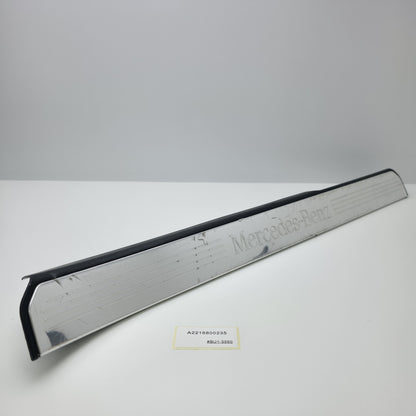 2007-2013 Mercedes-Benz S-Class Door Sill Plate A2216800235