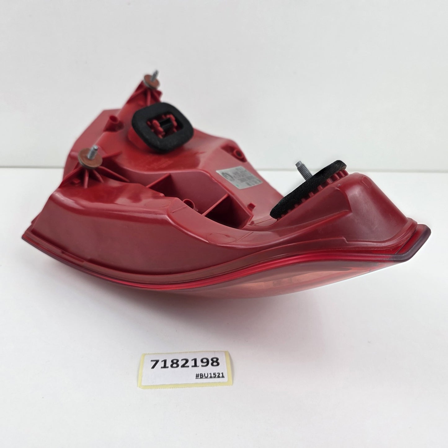 2009-2013 BMW 7 Series F01 Rear Tail Light Lamp Side Panel Right 7182198