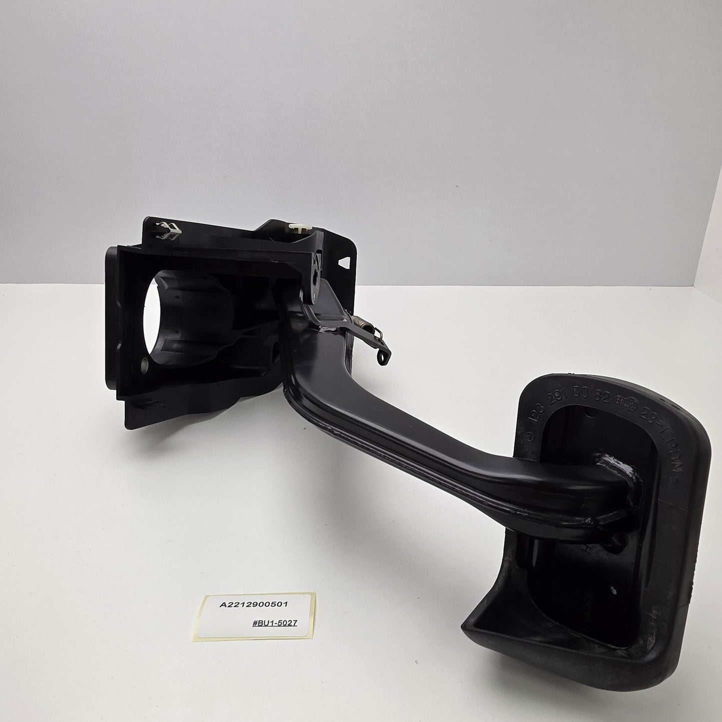 2005-2013 Mercedes-Benz S Brake pedal A2212900501