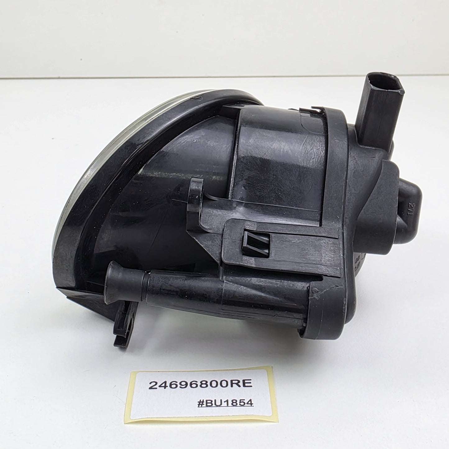 2007-2009 Audi S3 Front Right Fog Light Lamp 24696800RE