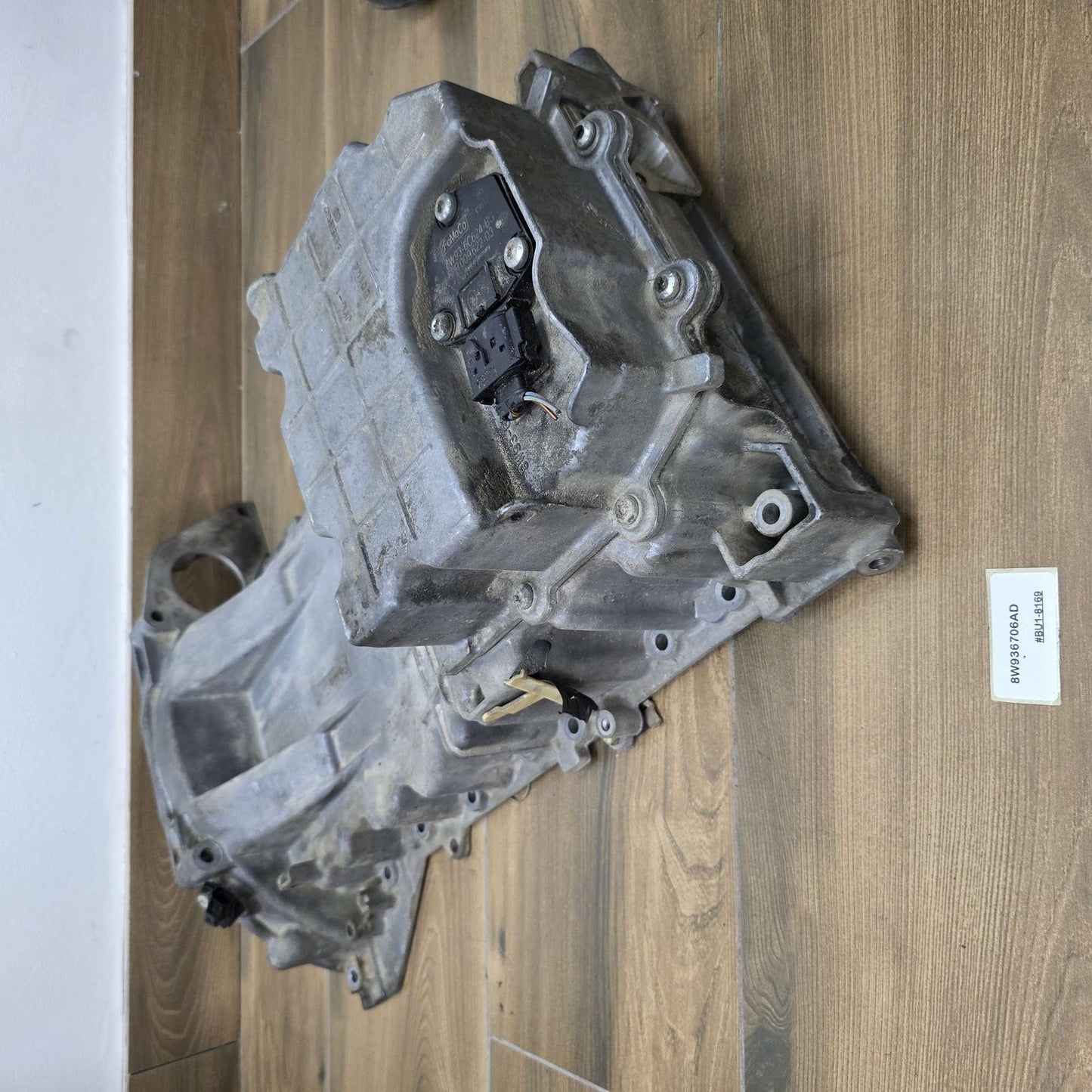 2010-2019 Jaguar XJ Upper Oil Pan 8W936706AD