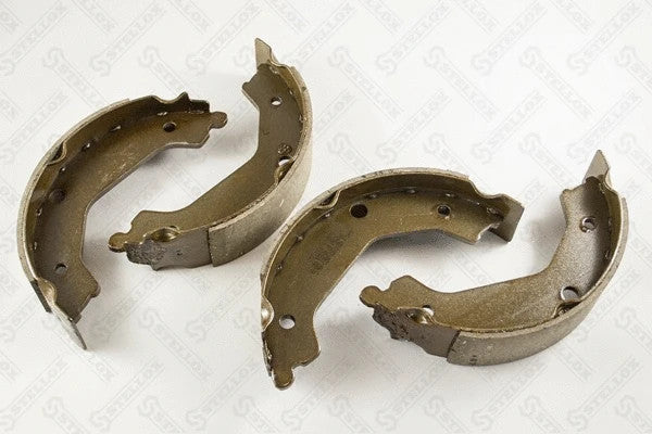 STELLOX 2003-2011 Kia Sorento Parking Brake Shoe Set 58350-3ED00