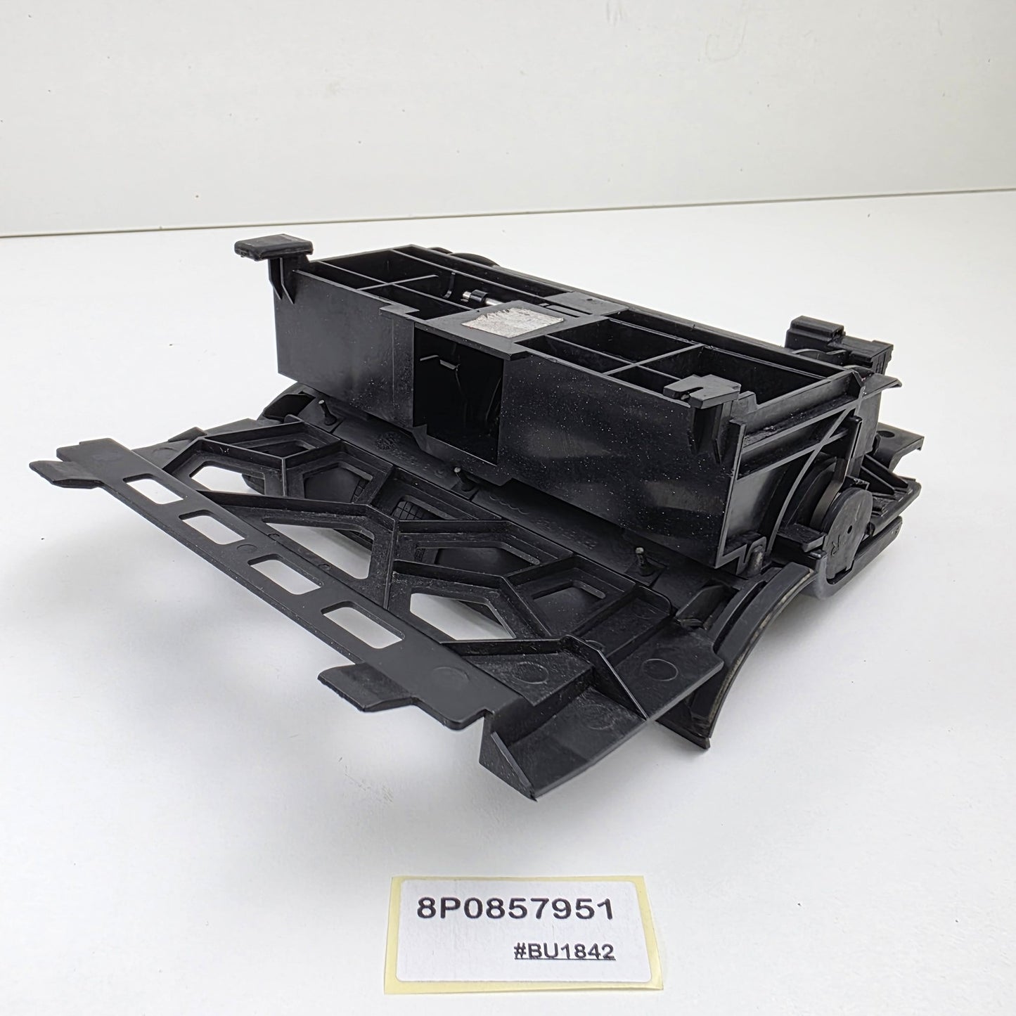 2003-2013 Audi A3 Quattro Front Console Ashtray 8P0857951