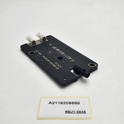 2003-2006 Mercedes E500 Antenna Amplifier Splitter A2118208689