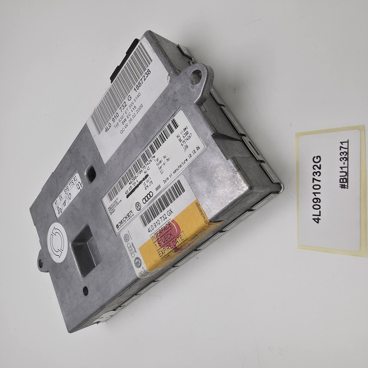 2006-2015 Audi Q7 MMI Control Unit 4L0910732G