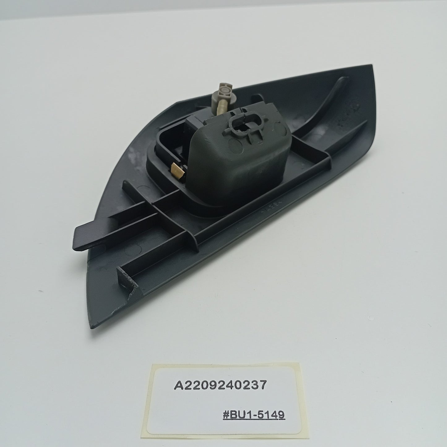 2001-2006 Mercedes-Benz S-Class REAR SEAT TRIM COVER A2209240237