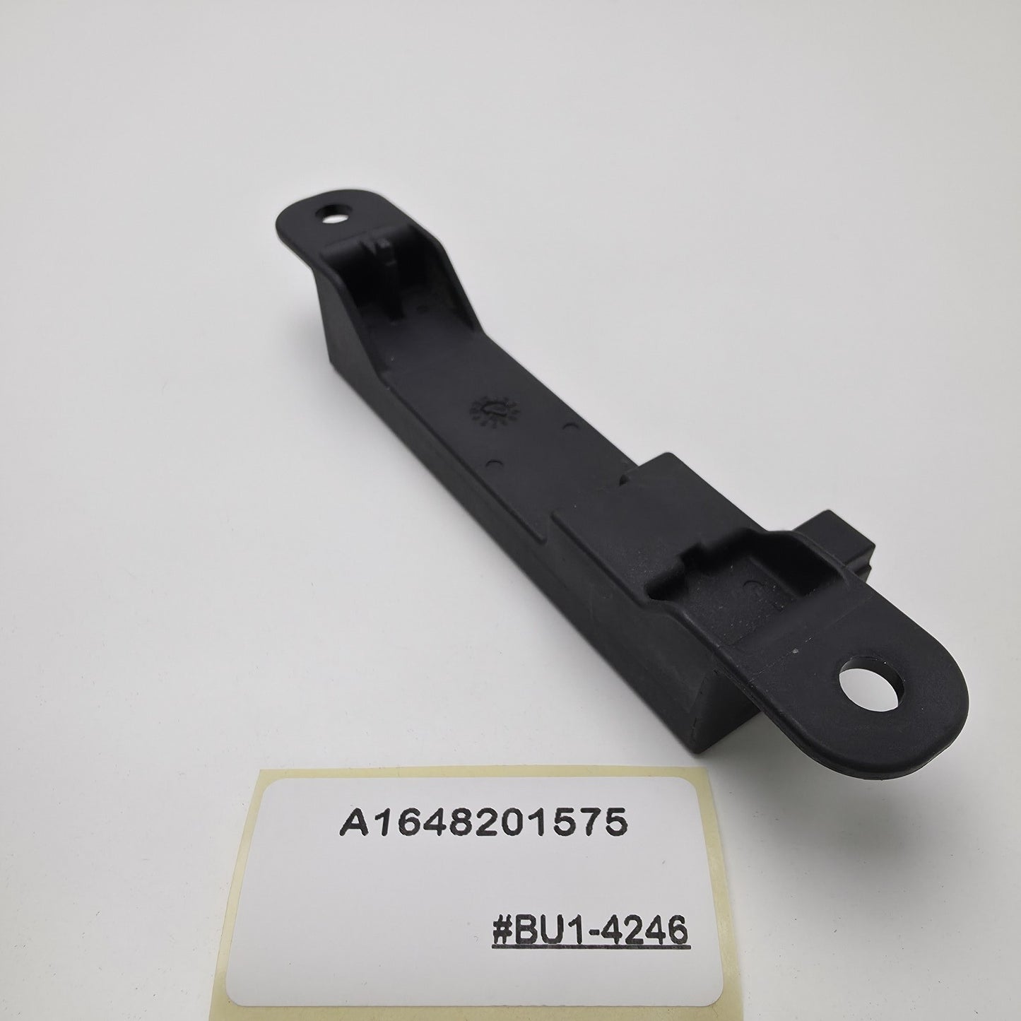 2006-2012 Mercedes-Benz GL Keyless Go Antenna A1648201575