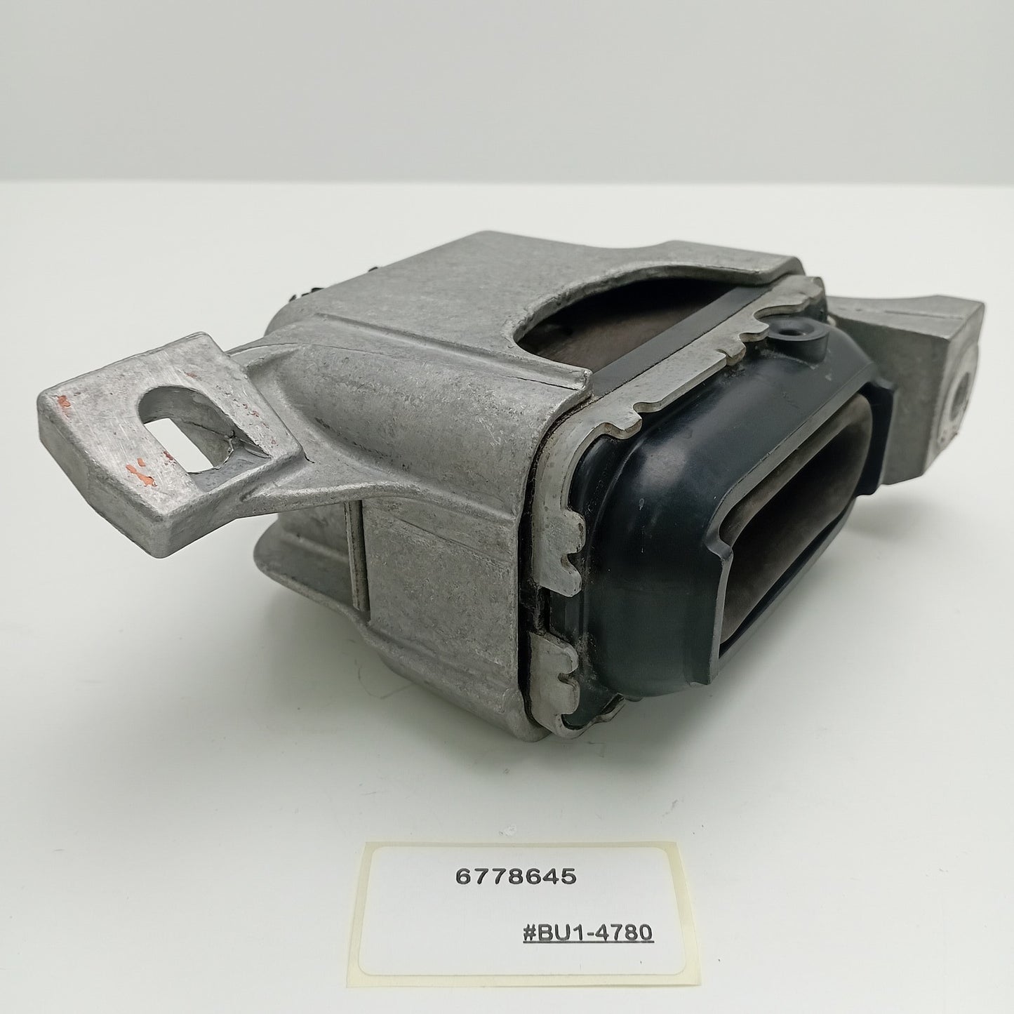 2007-2013 MINI R56 Engine Mount 6778645