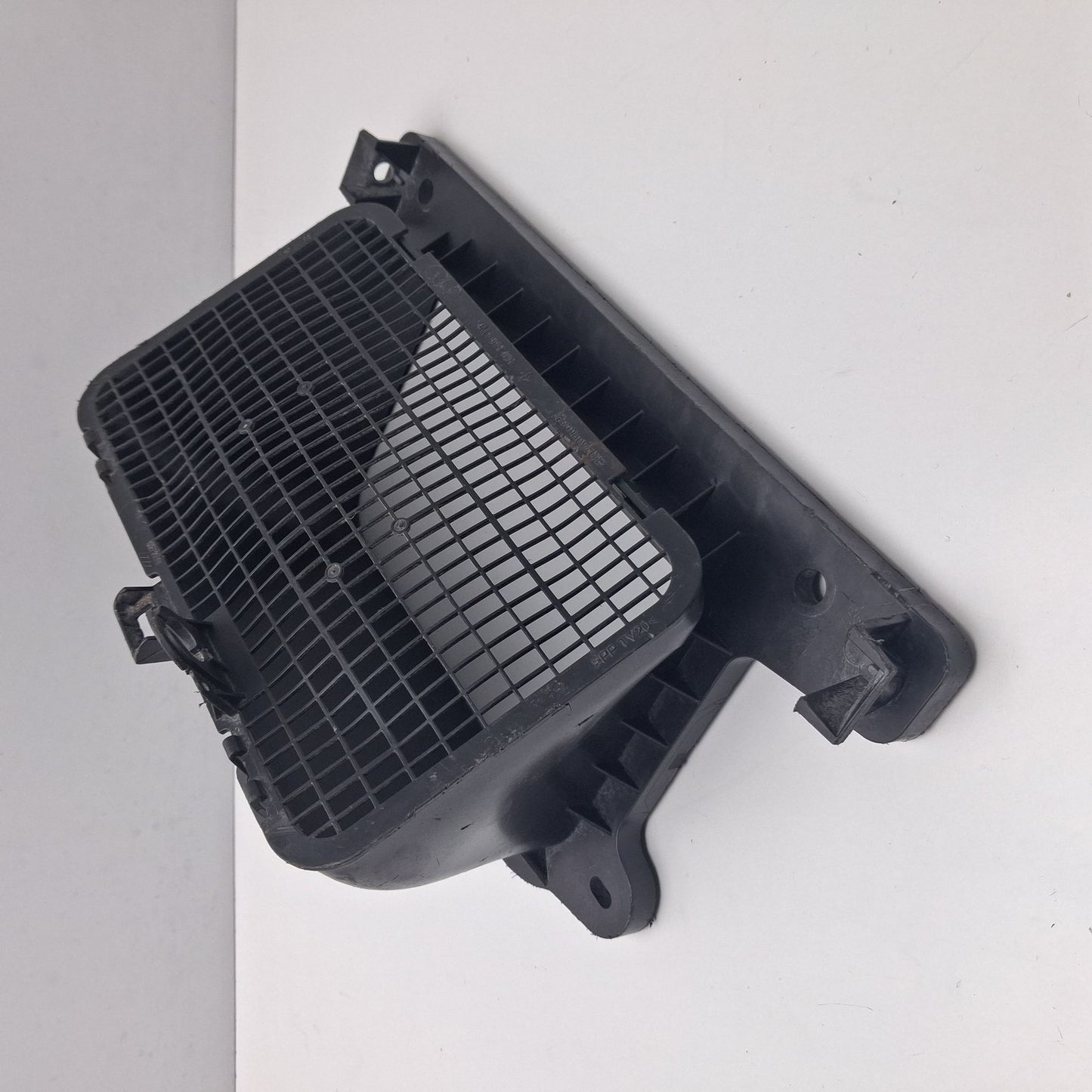 2019-2024 Porsche Cayenne HVAC Heater Air Inlet Duct Grille 4M1819904