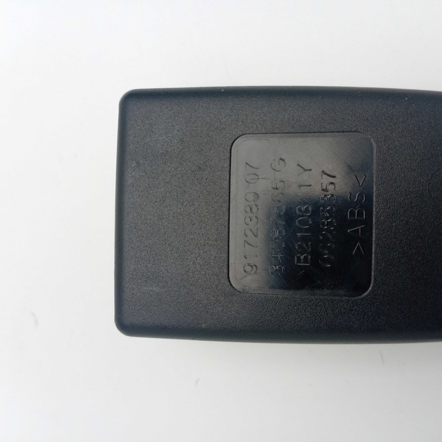 2009-2017 BMW 5 REAR RIGHT SEAT BELT BUCKLE 9172380