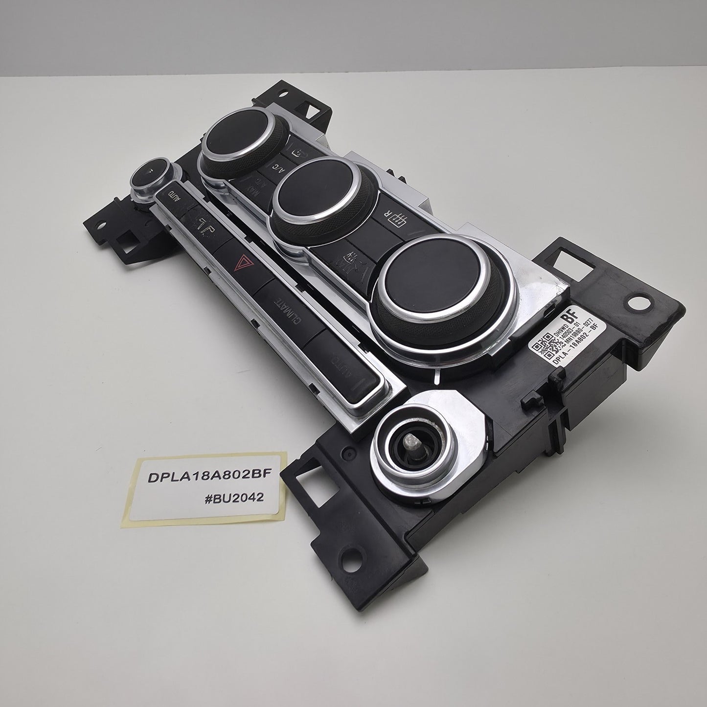 2014-2016 Land Rover Range Rover Sport Heater Control Panel DPLA-18A802-BF