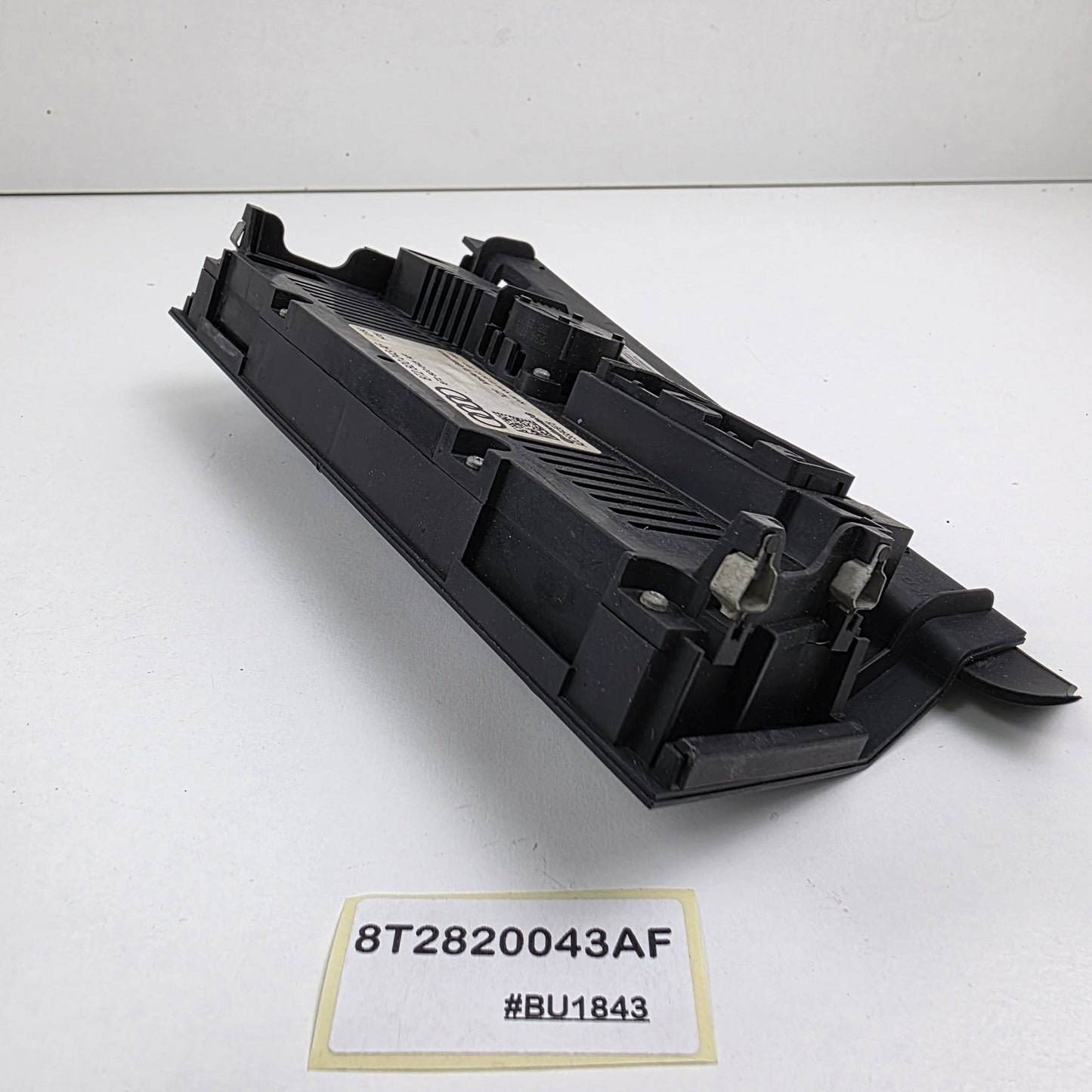 2007-2015 Audi A4 B8 Heater Climate Control Unit 8T2820043AF