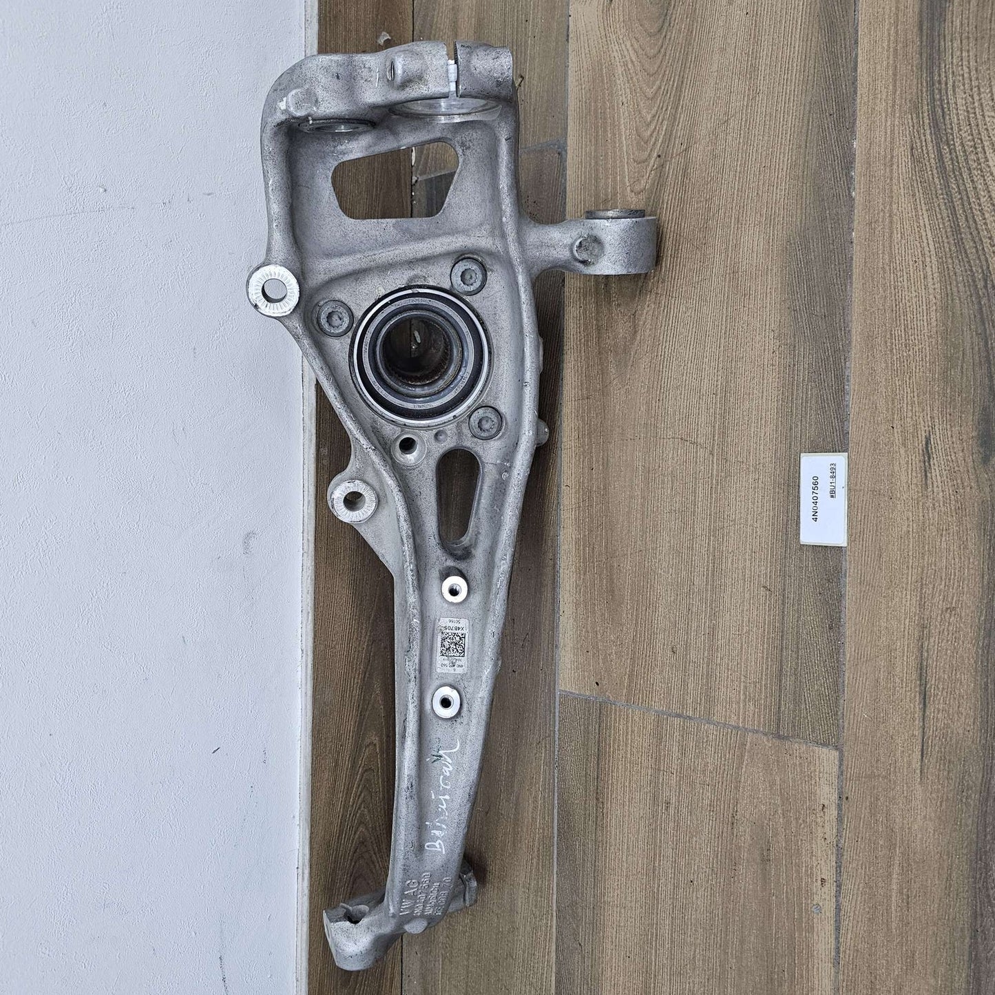 2020-2024 Audi S8 Front Right Side Knuckle 4N0407560