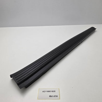2002-2009 Mercedes-Benz E-Class Front Right Door Sill Entry Trim A2116801835