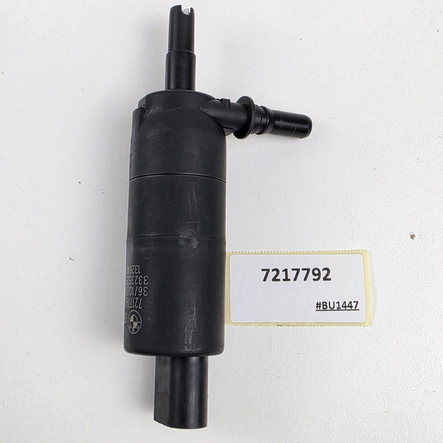 2012-2015 BMW Z4 Headlight Washer Pump 7217792