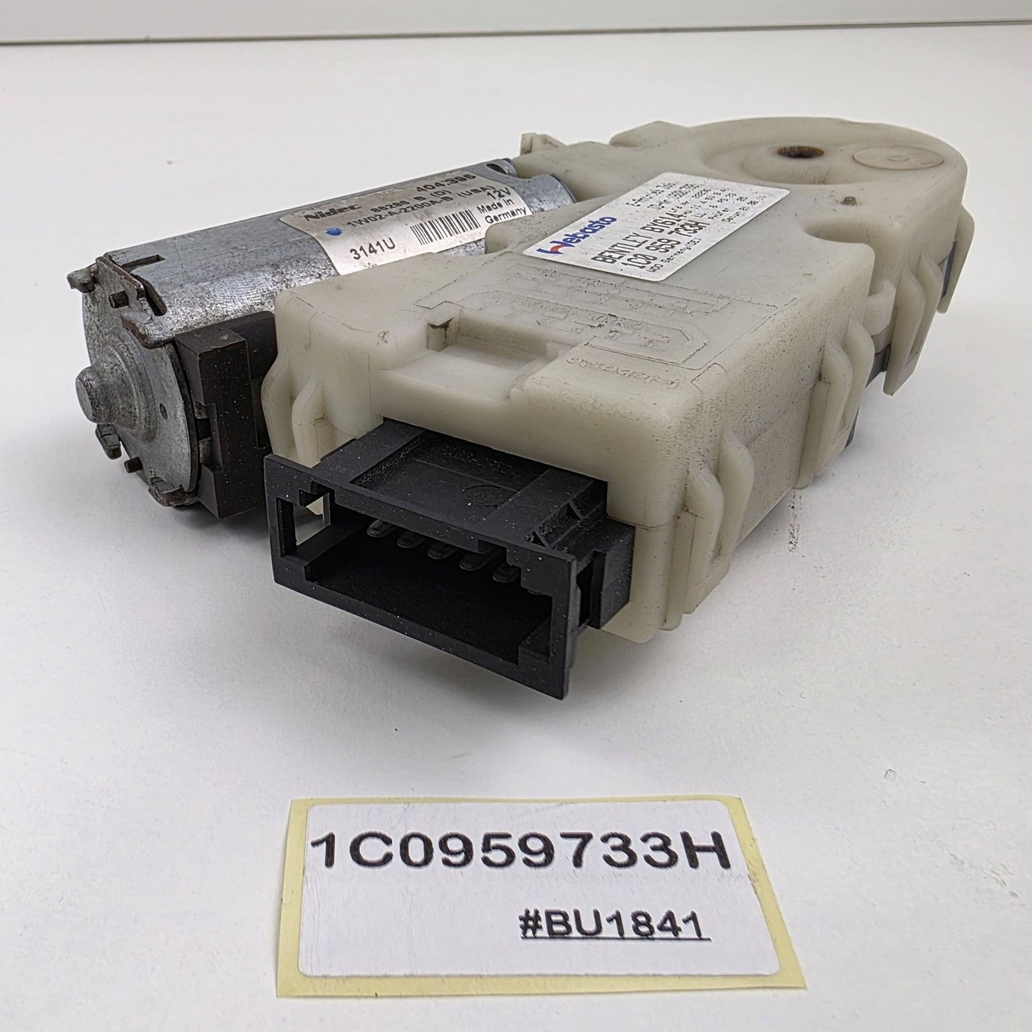 2003-2017 Bentley Continental GT Coupe Rear Spoiler Wing Motor 1C0959733H
