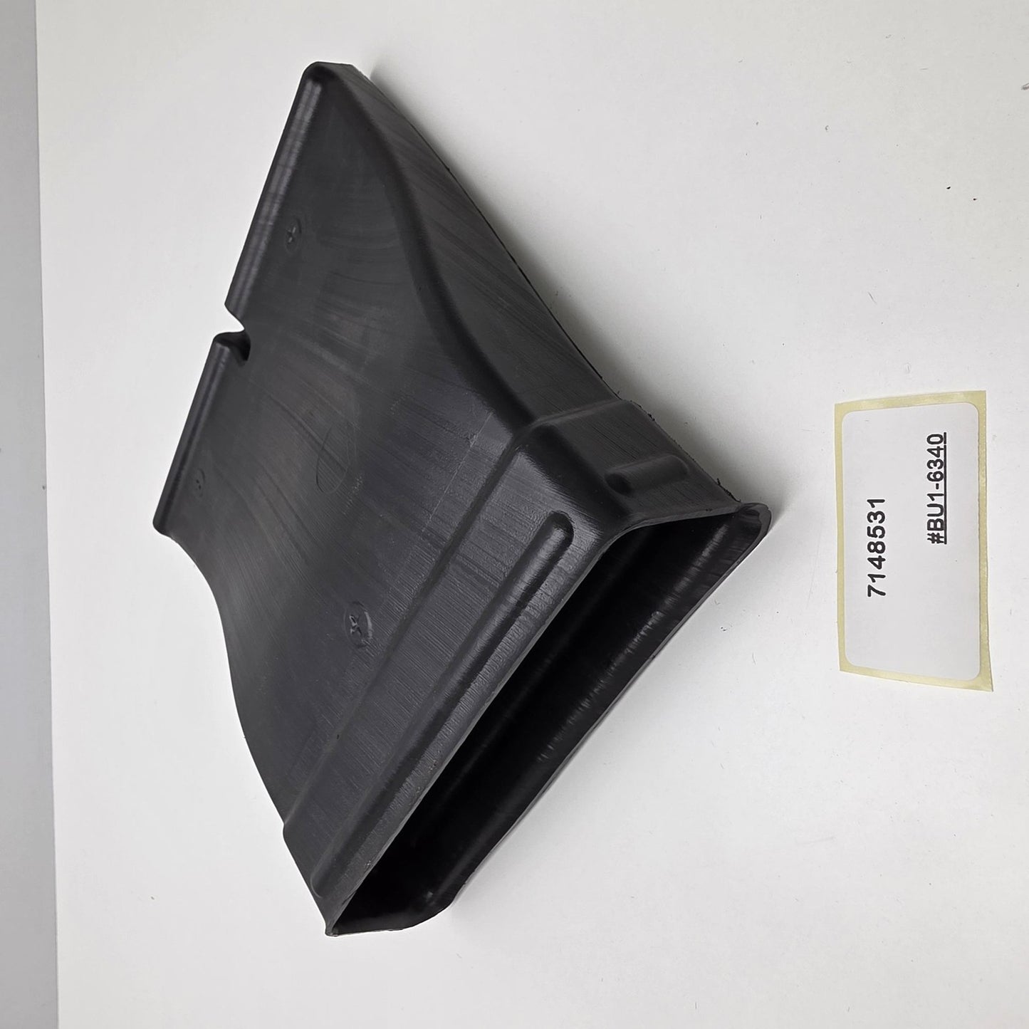 2014-2018 BMW X5 Cabin Air Duct Channel 7148531