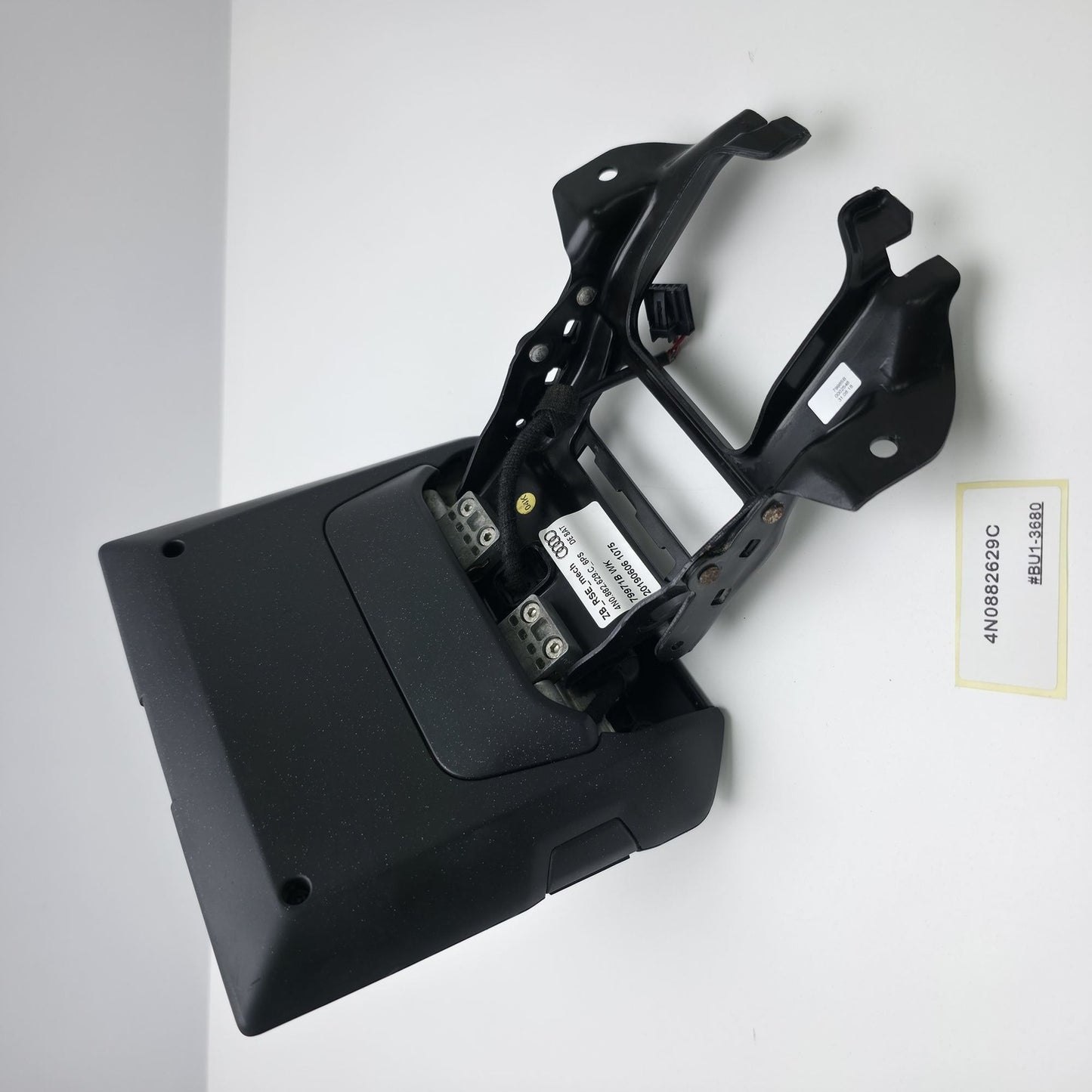 2020-2021 Audi S8 Video Monitor Bracket 4N0882629C