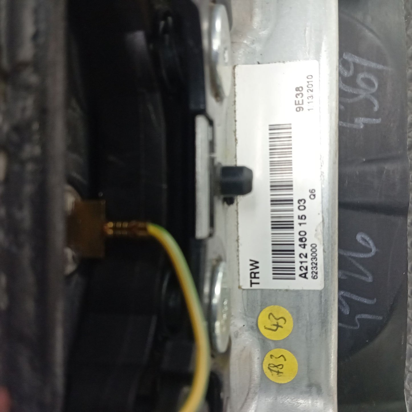 2009-2016 Mercedes-Benz E-Class Steering Wheel A2124601503