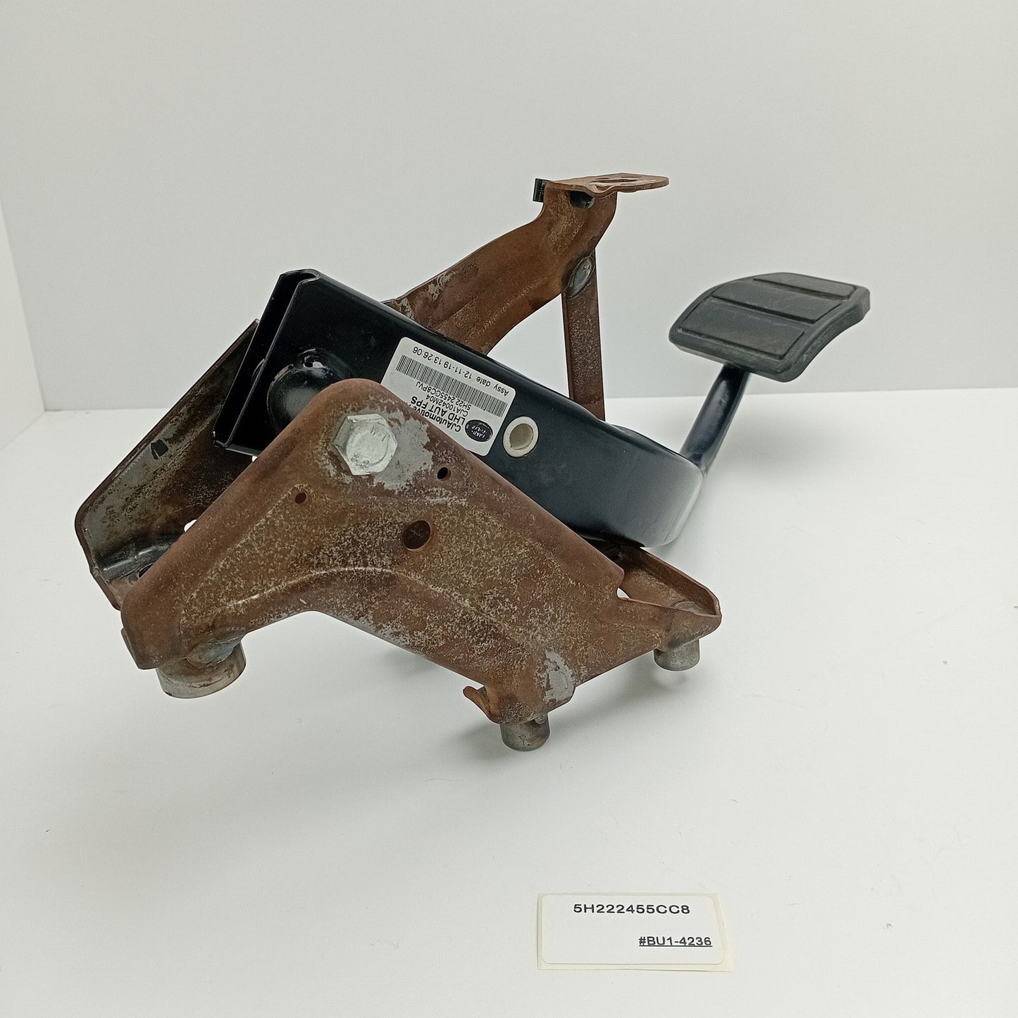 2014-2016 Land Rover LR4 Left Front Driver Side Brake Pedal 5H222455CC8