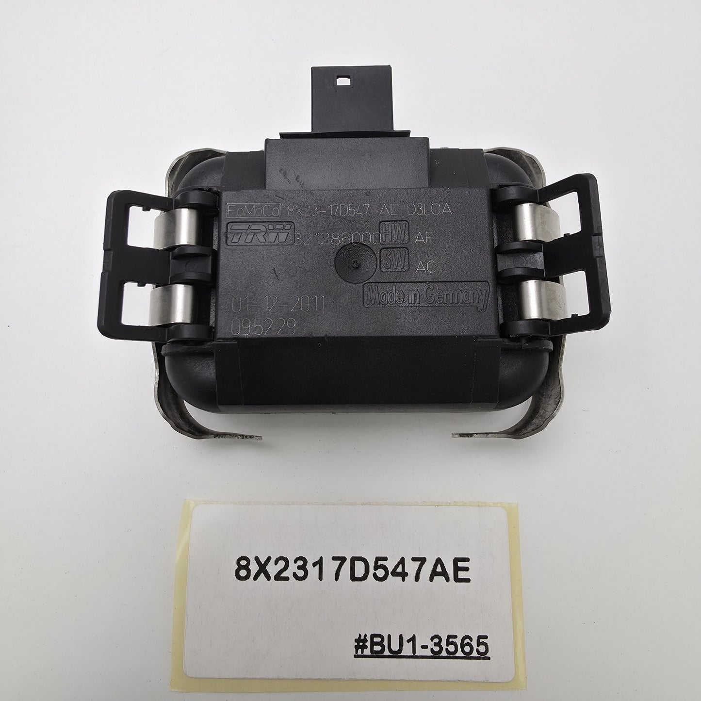 2008-2012 Land Rover LR2 Windshield Rain Sensor Module 8X2317D547AE