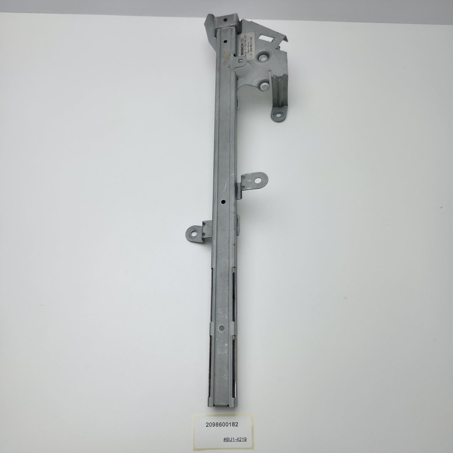 2004-2009 Mercedes-Benz CLK320 Seat Belt Feeder 2098600182