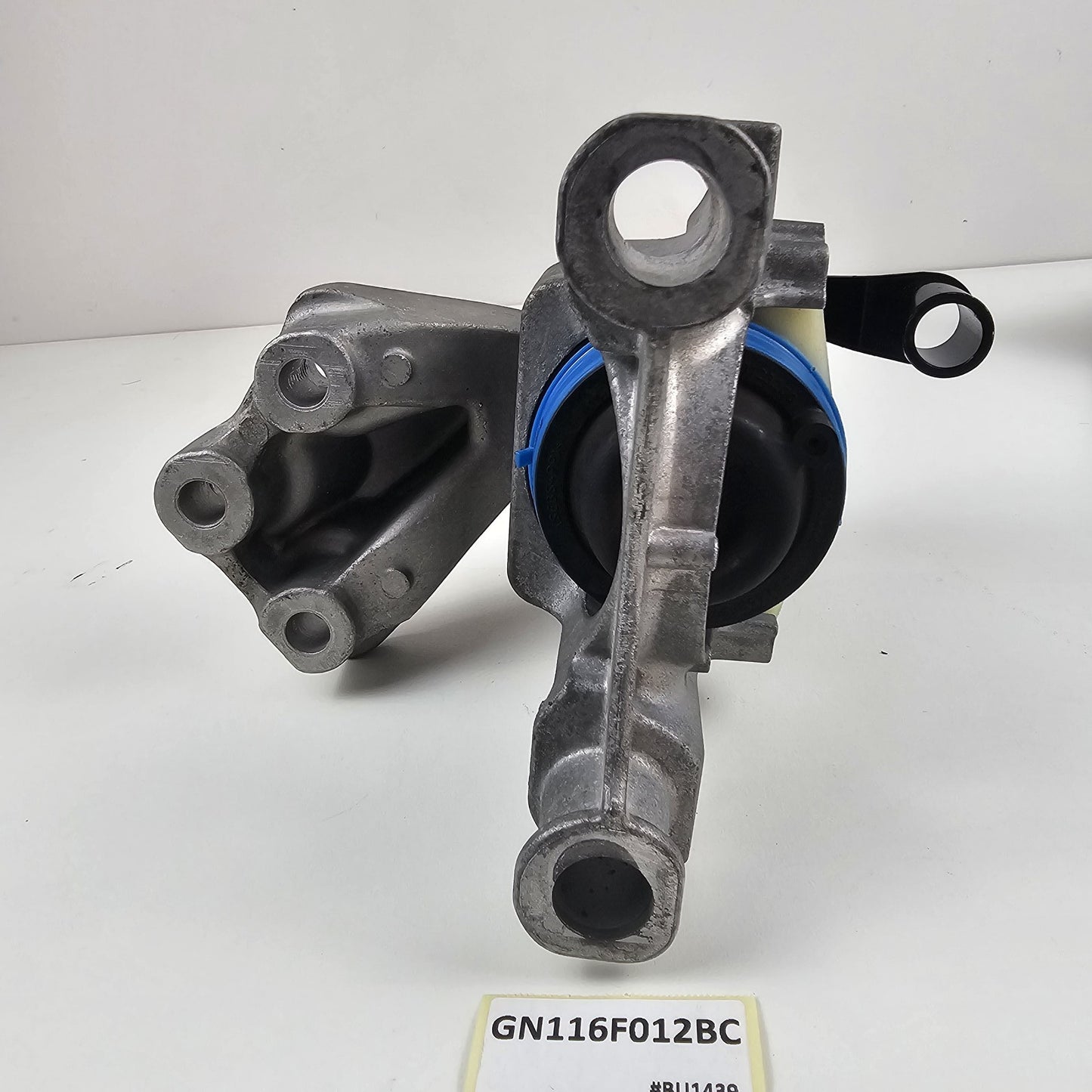 2017-2019 Ford EcoSport Engine Mount Motor Support GN116F012BC