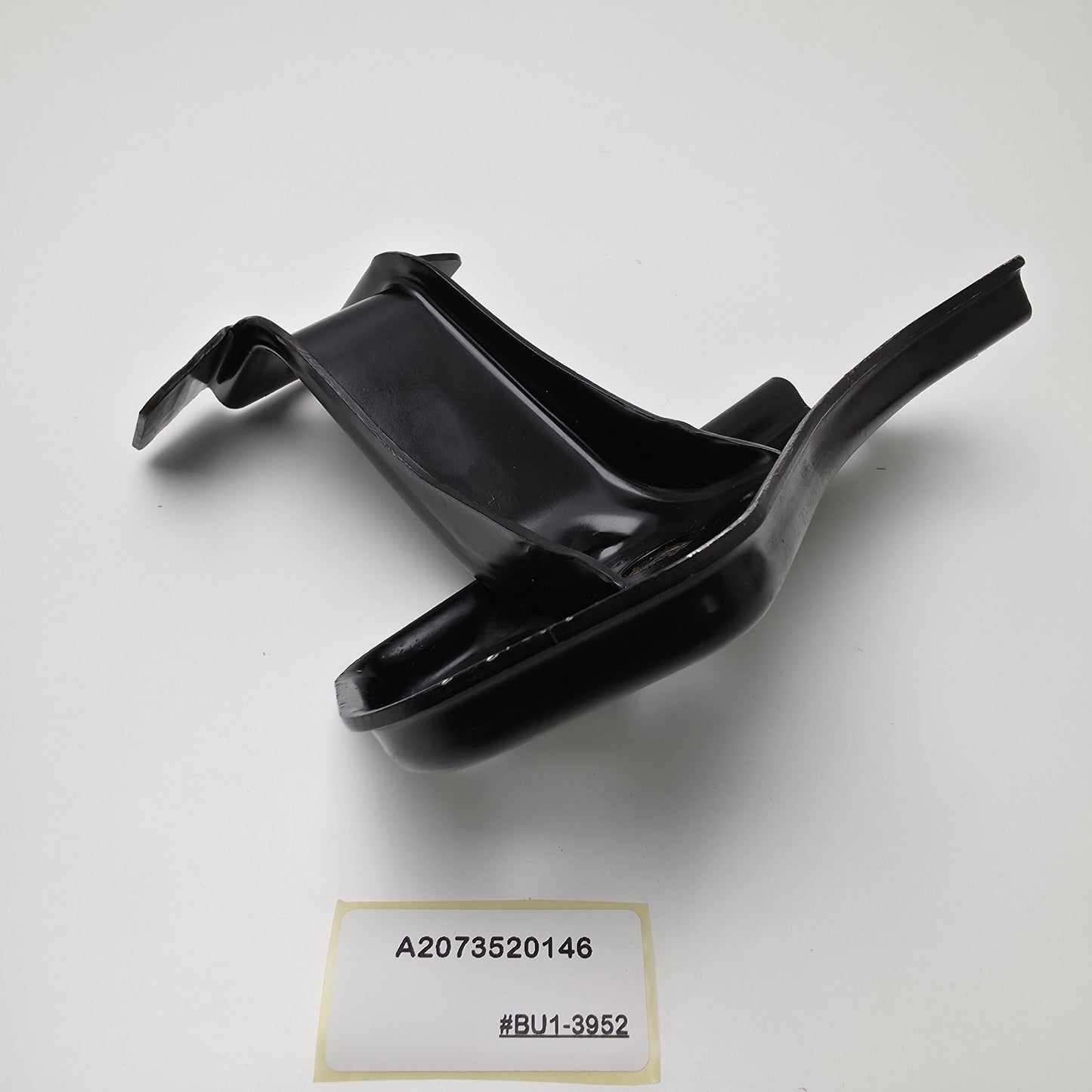 2006-2016 Mercedes-Benz E Rear Left Axle End Stop A2073520146