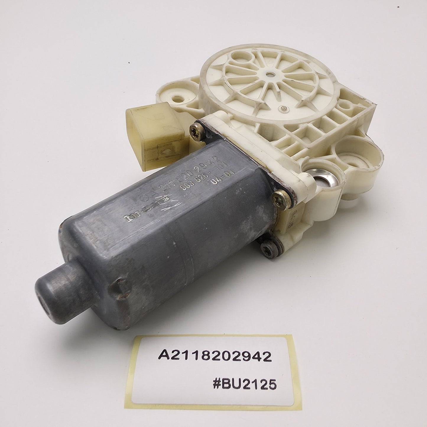 2003-2009 Mercedes-Benz E550 Front Left Window Motor A2118202942