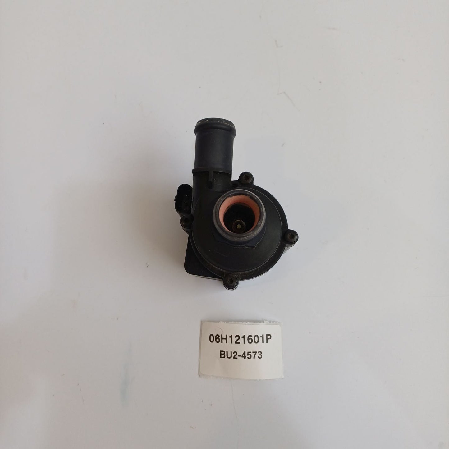 2015-2018 Audi Q3 Engine Auxiliary Water Pump 06H121601P