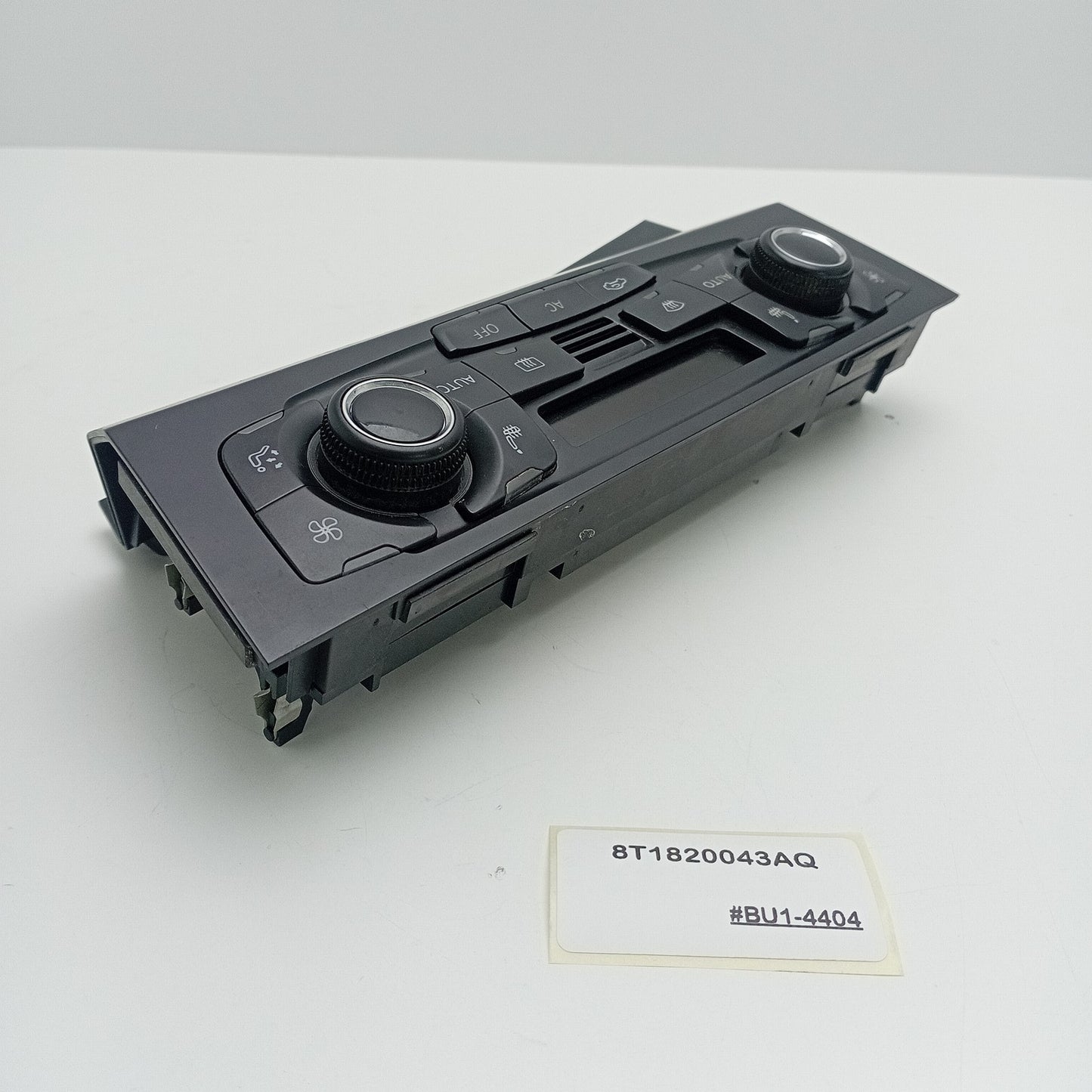 2009-2012 Audi S4 Climate Control Unit 8T1820043AQ