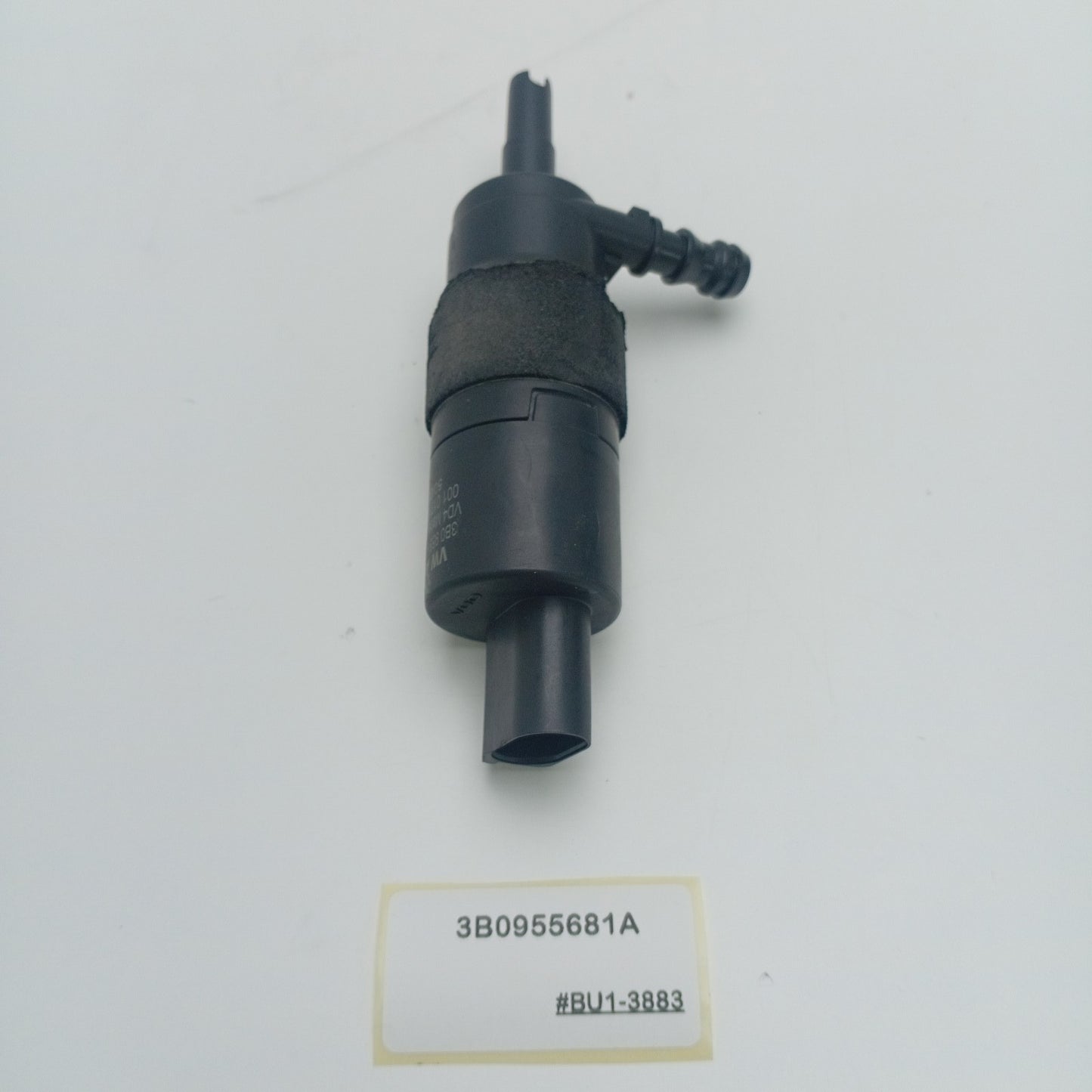 2003 Audi S4 Headlight Washer Pump 3B0955681A