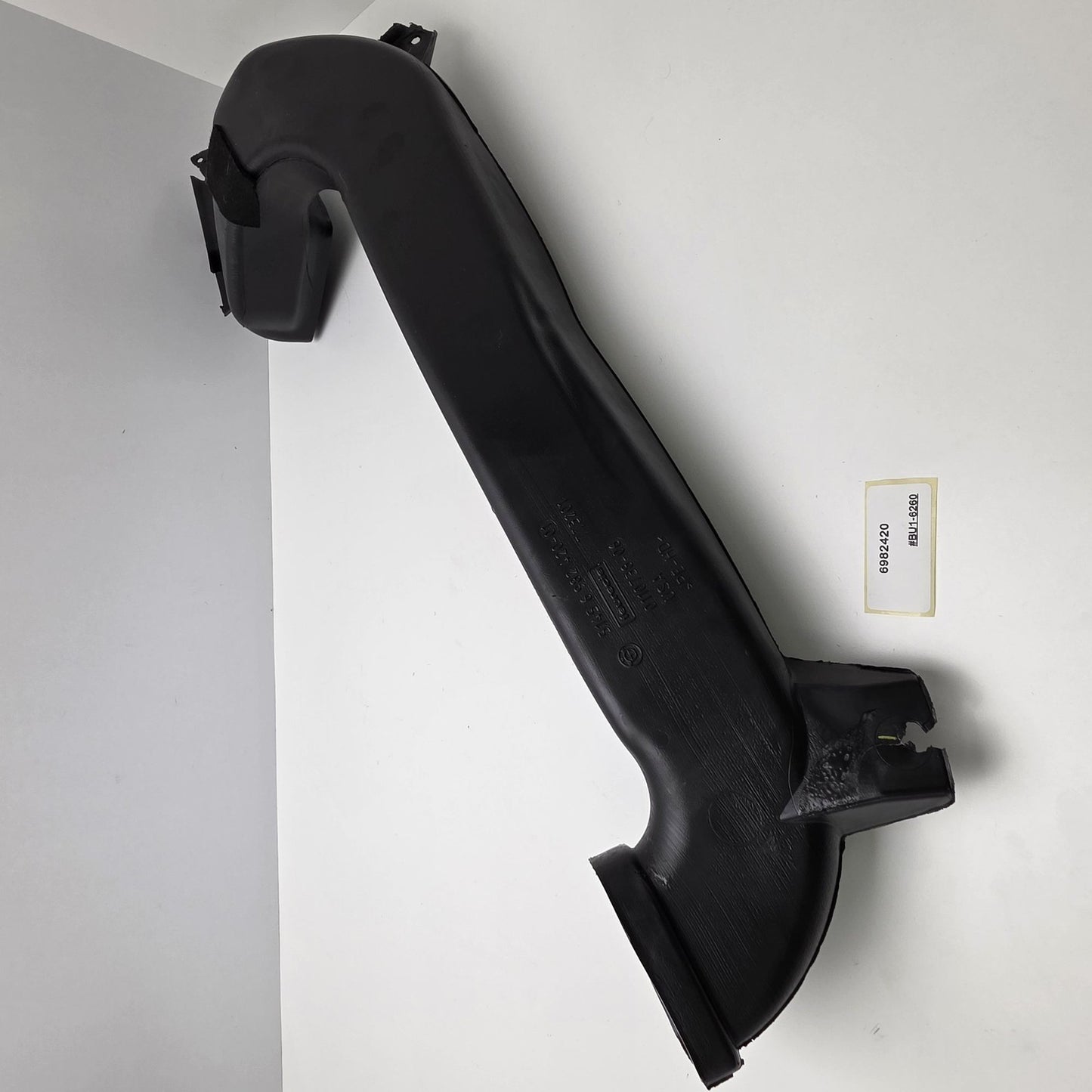 2007-2013 BMW X5 Cold Air Duct Right 6982420