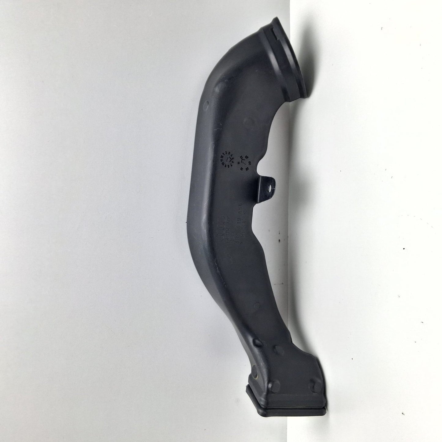 2009-2017 Audi Q5 Right Instrument Panel Air Duct 8R1819656 OEM
