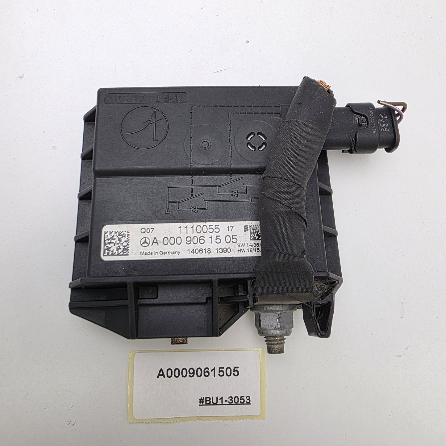 2016-2019 Mercedes-Benz C-Class BATTERY CURRENT LIMITER A0009061505