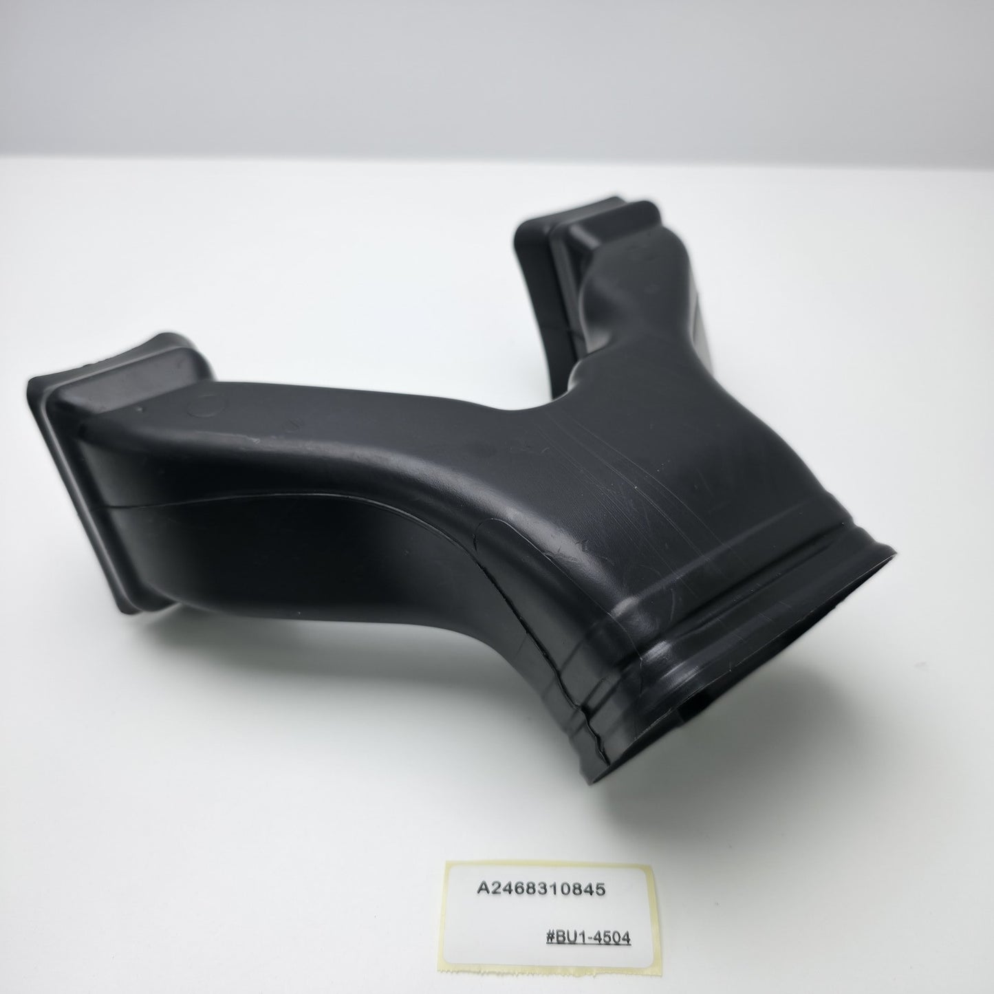 2016 Mercedes-Benz GLA Air Duct A2468310845