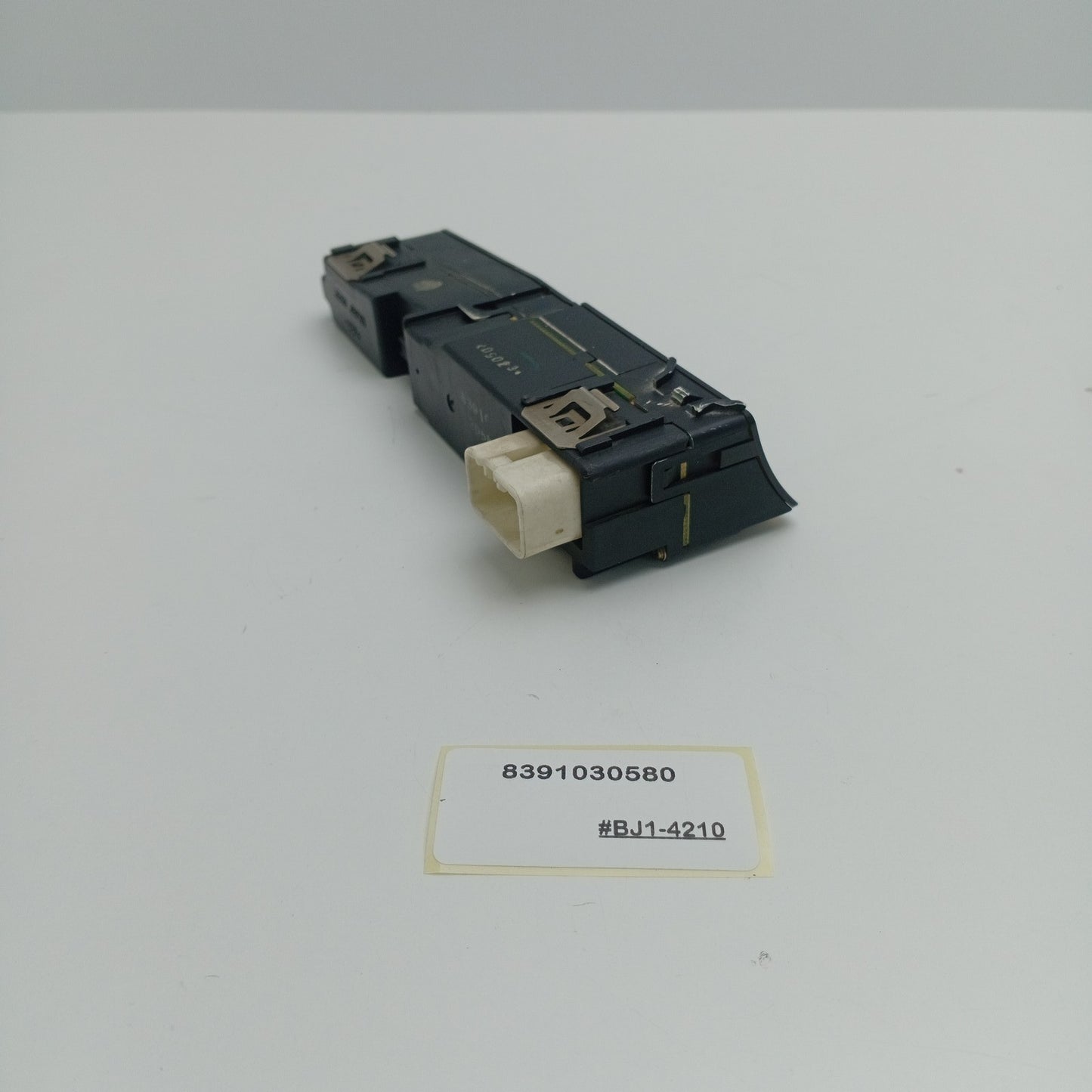 1998-2005 Lexus GS400 Clock 8391030580