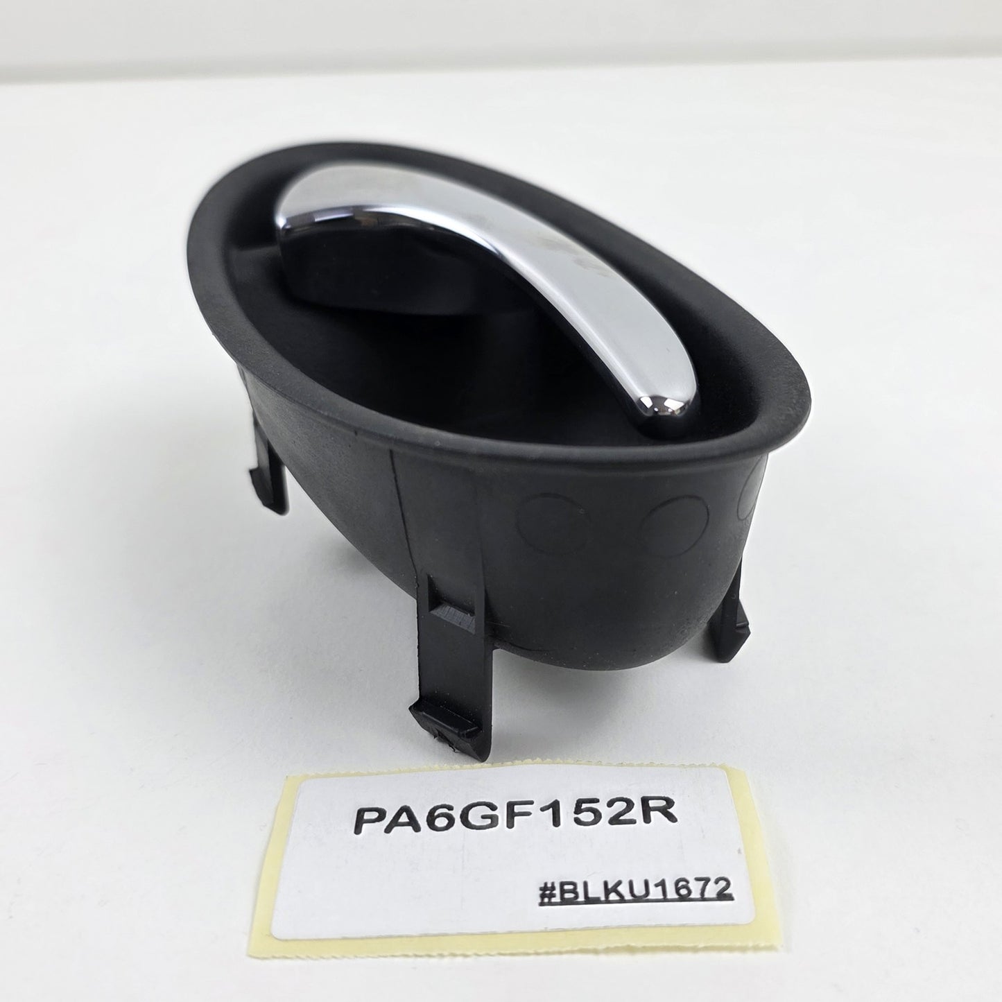 2002-2010 Mercedes-Benz CLK320 Front Left Interior Door Handle P0058419AC