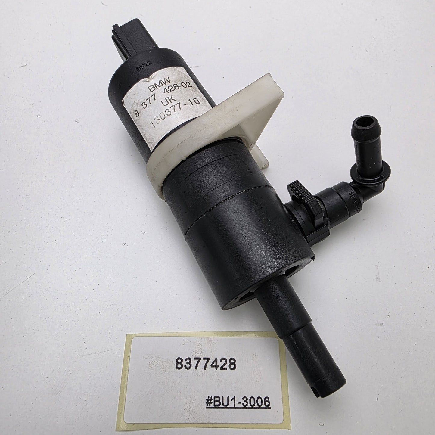 2004-2008 Mini R52 Headlight Washer Pump 8377428
