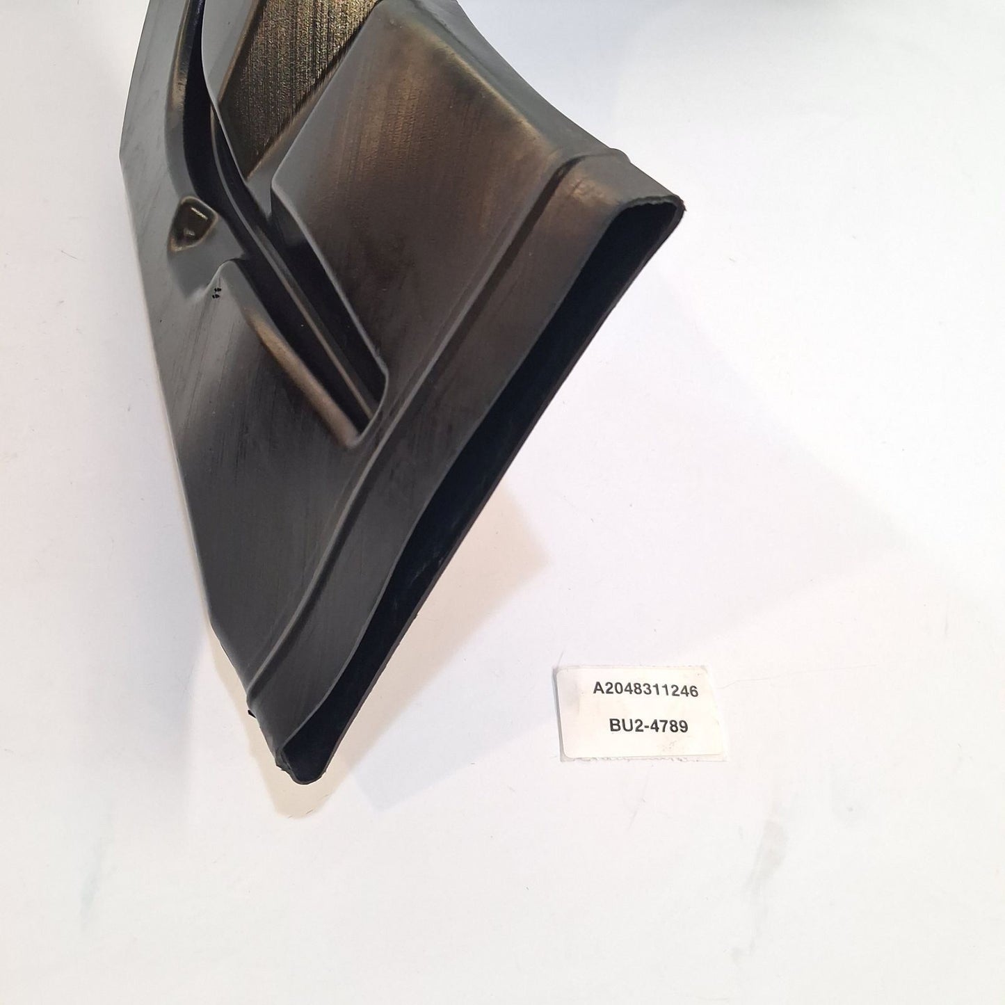 2012-2014 Mercedes-Benz E350 Dashboard Air Duct Right A2048311246