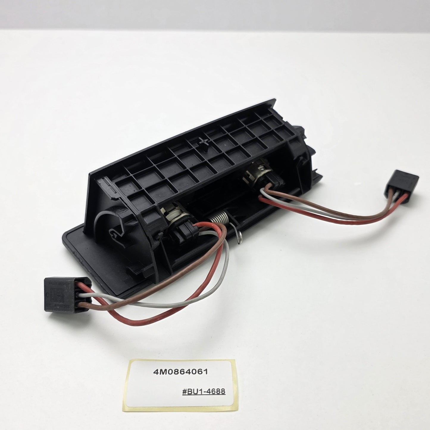 2015-2024 Audi Q7 Center Console Power Outlet 4M0864061