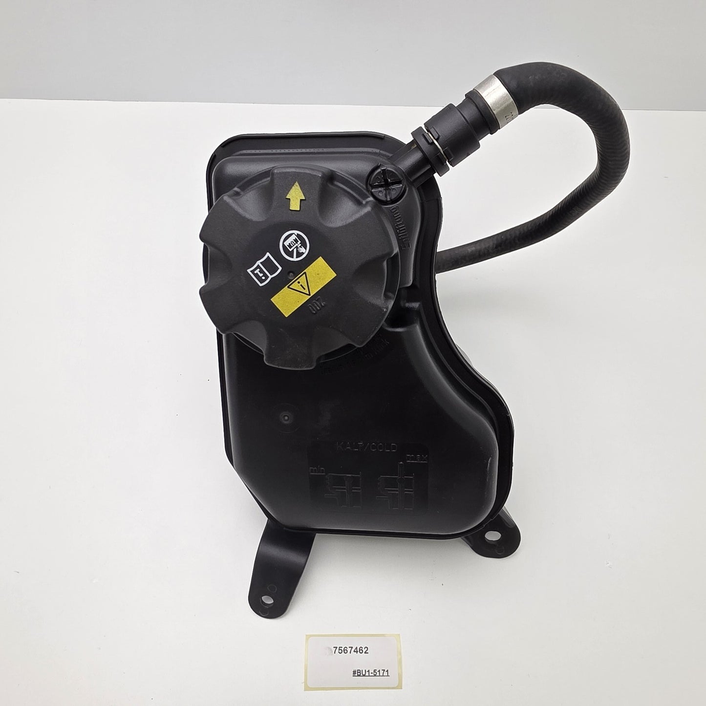 2008-2013 BMW E88 Coolant Expansion Tank 7567462