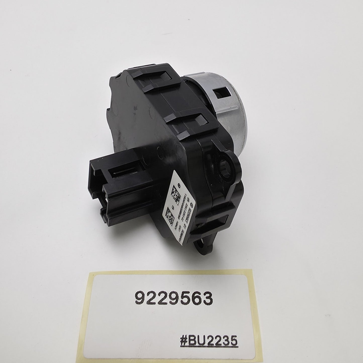 2010-2016 BMW 5 Series F10/F11 ENGINE START/STOP BUTTON 9229563