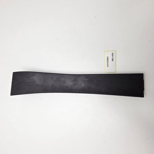 2014-2019 Maserati Quattroporte Dashboard Right Side Cover Trim AAH23984