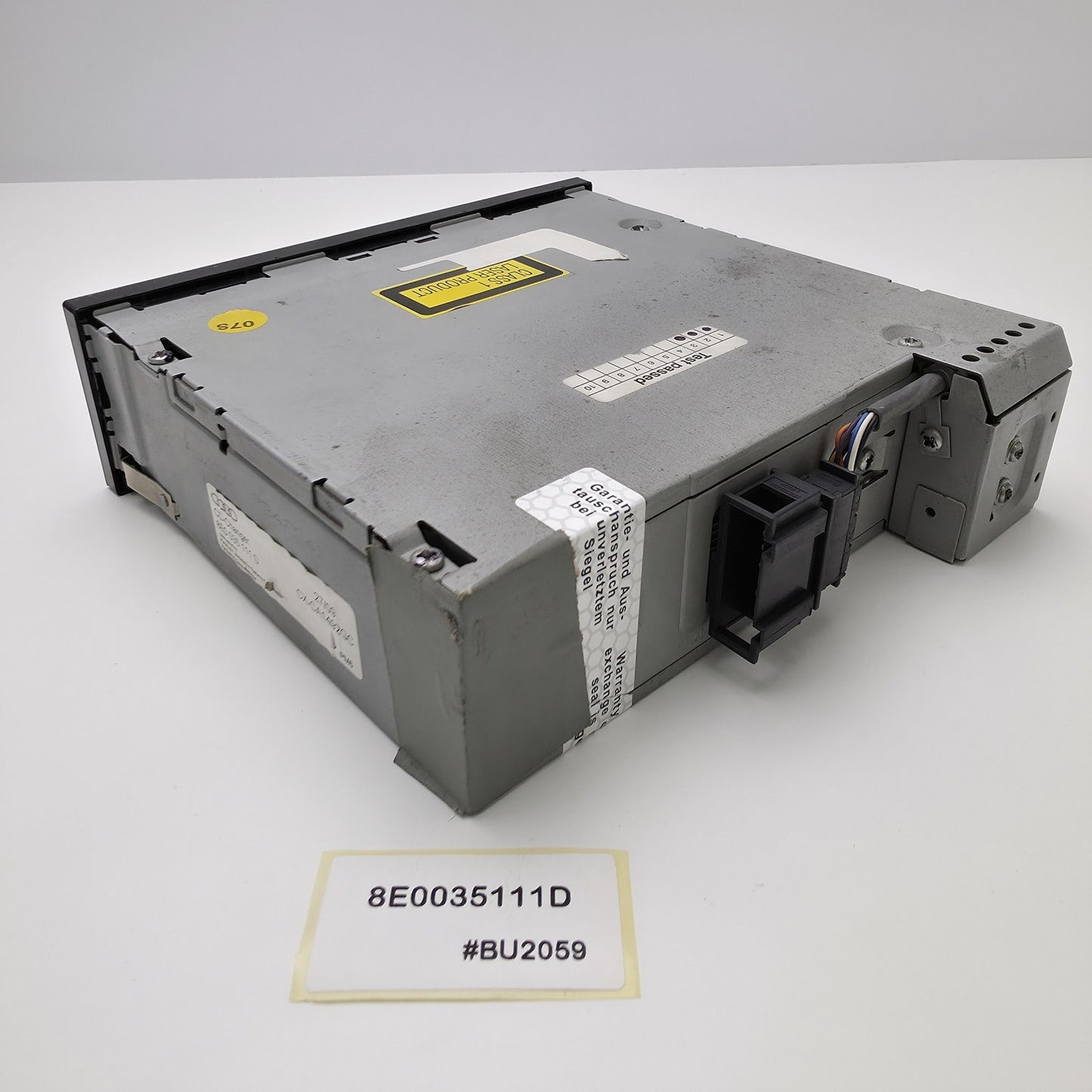 2002-2012 Audi R8 6 Disc CD Changer 8E0035111D
